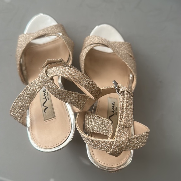 Sandals - Picture 3 of 4